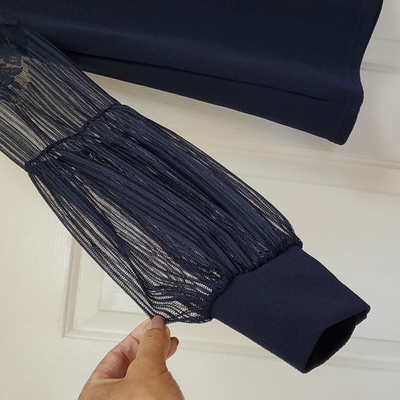 Mock neck blouse. - Picture 4 of 7